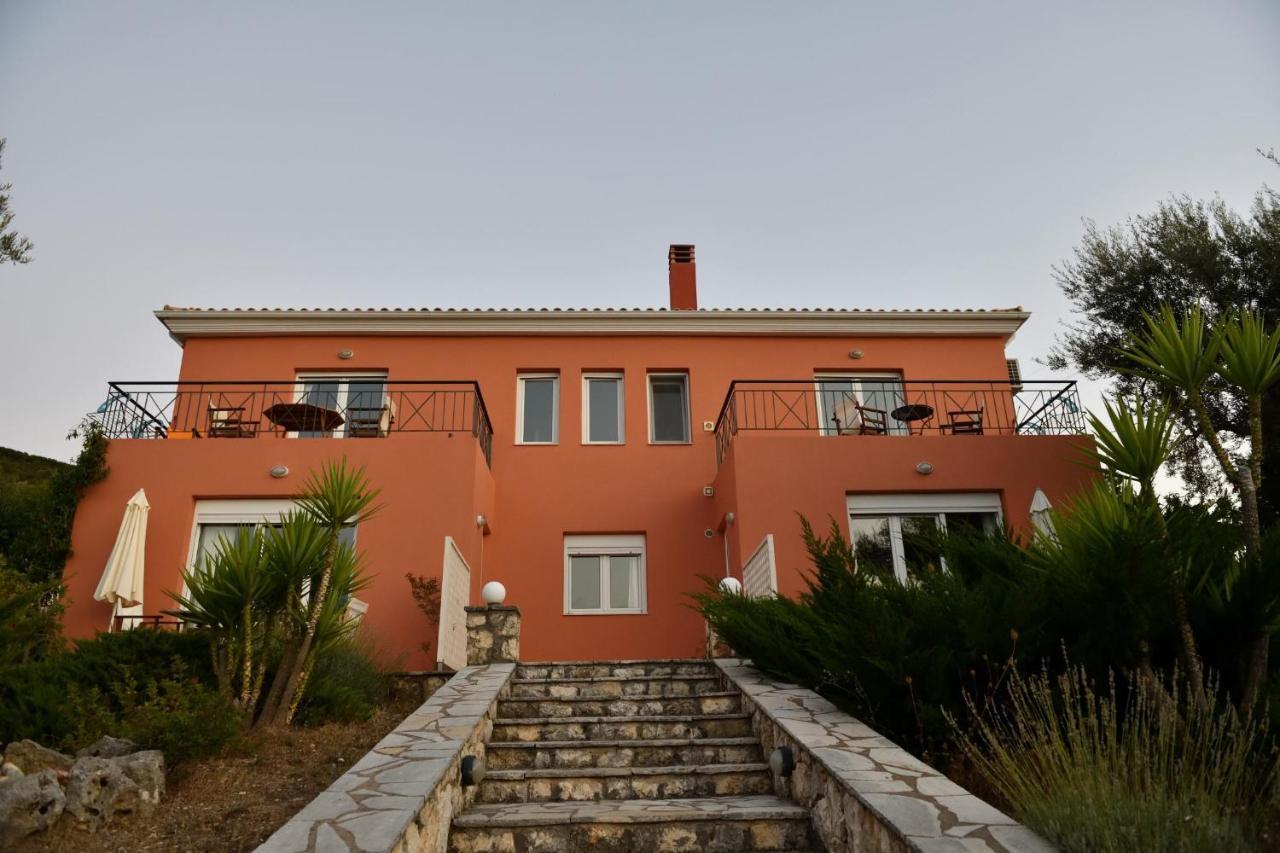 Villa Erato Tsoukaladhes Exterior photo